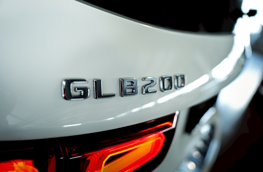 LINE_ALBUM_Certified GLB 200 ขาว_250806_14.jpg